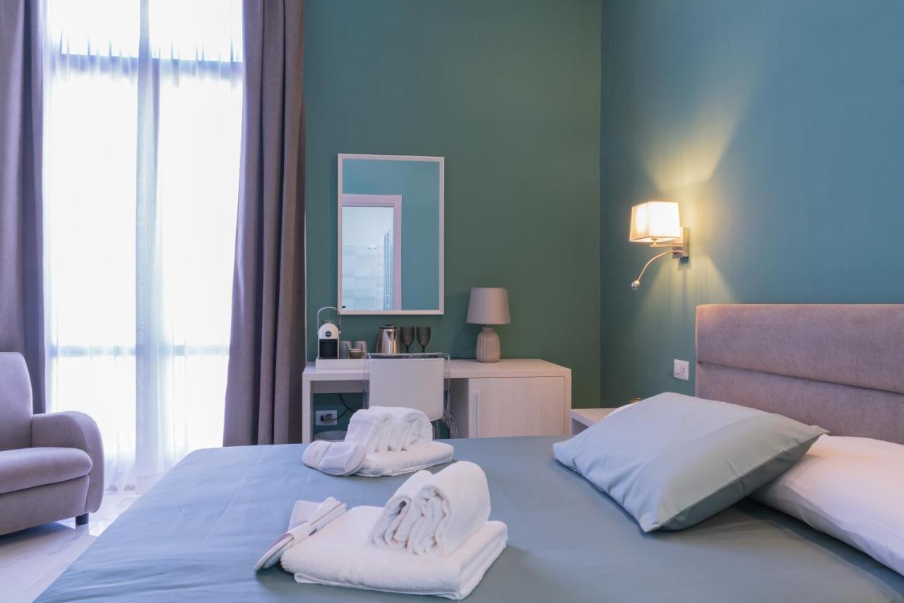 Le Suite クロトーネ エクステリア 写真